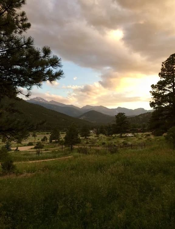 Longs Peak View Cabin, Estes Park CO