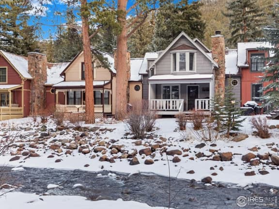 Nana's Cabin on the River, Estes Park CO